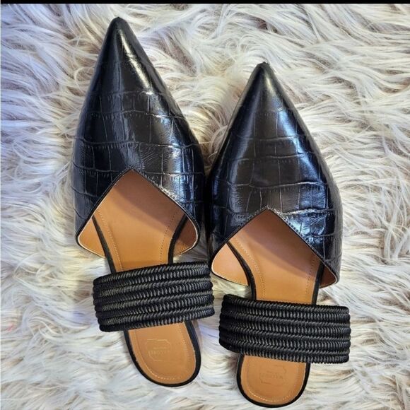 Malone Souliers - Picture 16 of 16